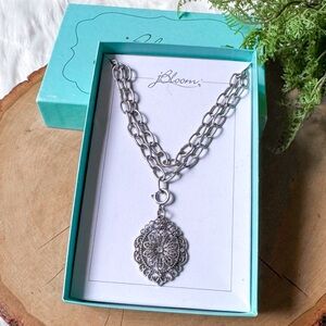 J BLOOM NEW Double Long Chain Link Silver Filigree Rhinestone Charm Necklace